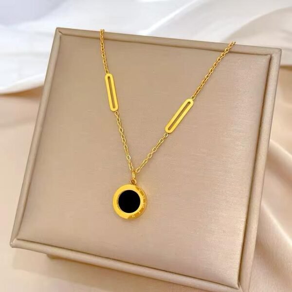 ⁦Royal Elegance Black Onyx Necklace⁩ - الصورة ⁦4⁩